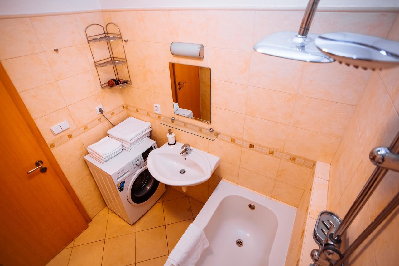 Beautiful Apartment In Central Residence براغ المظهر الخارجي الصورة