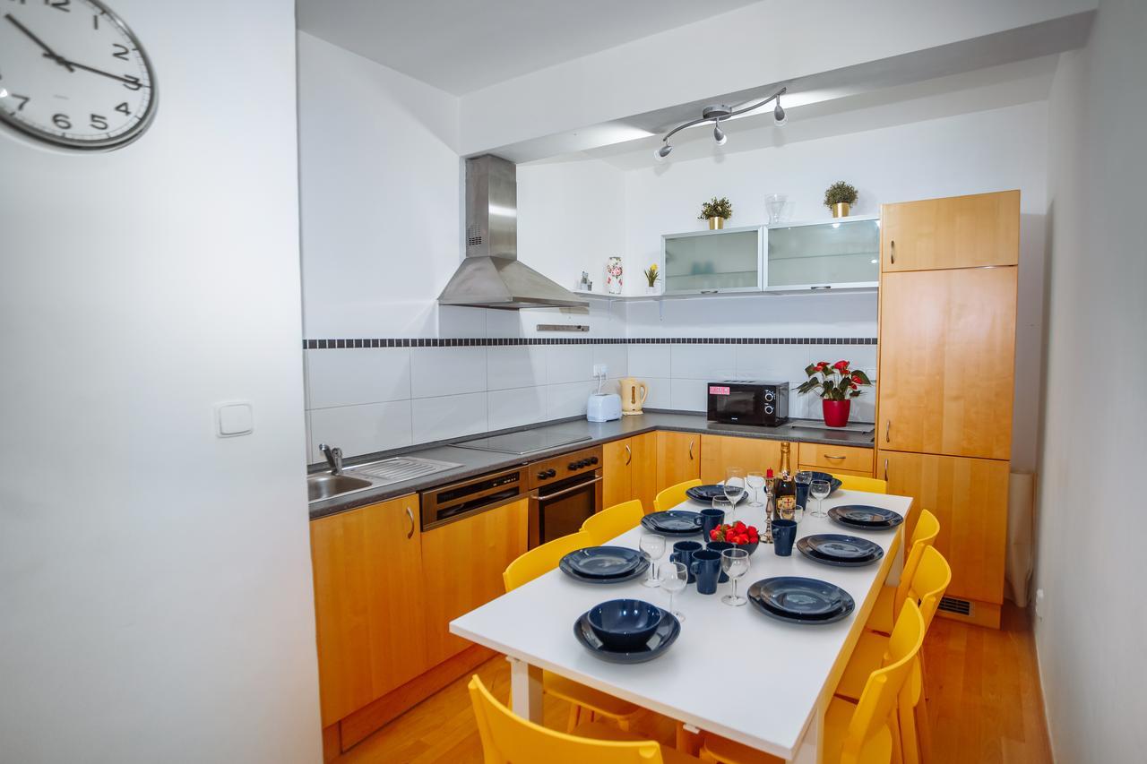 Beautiful Apartment In Central Residence براغ المظهر الخارجي الصورة